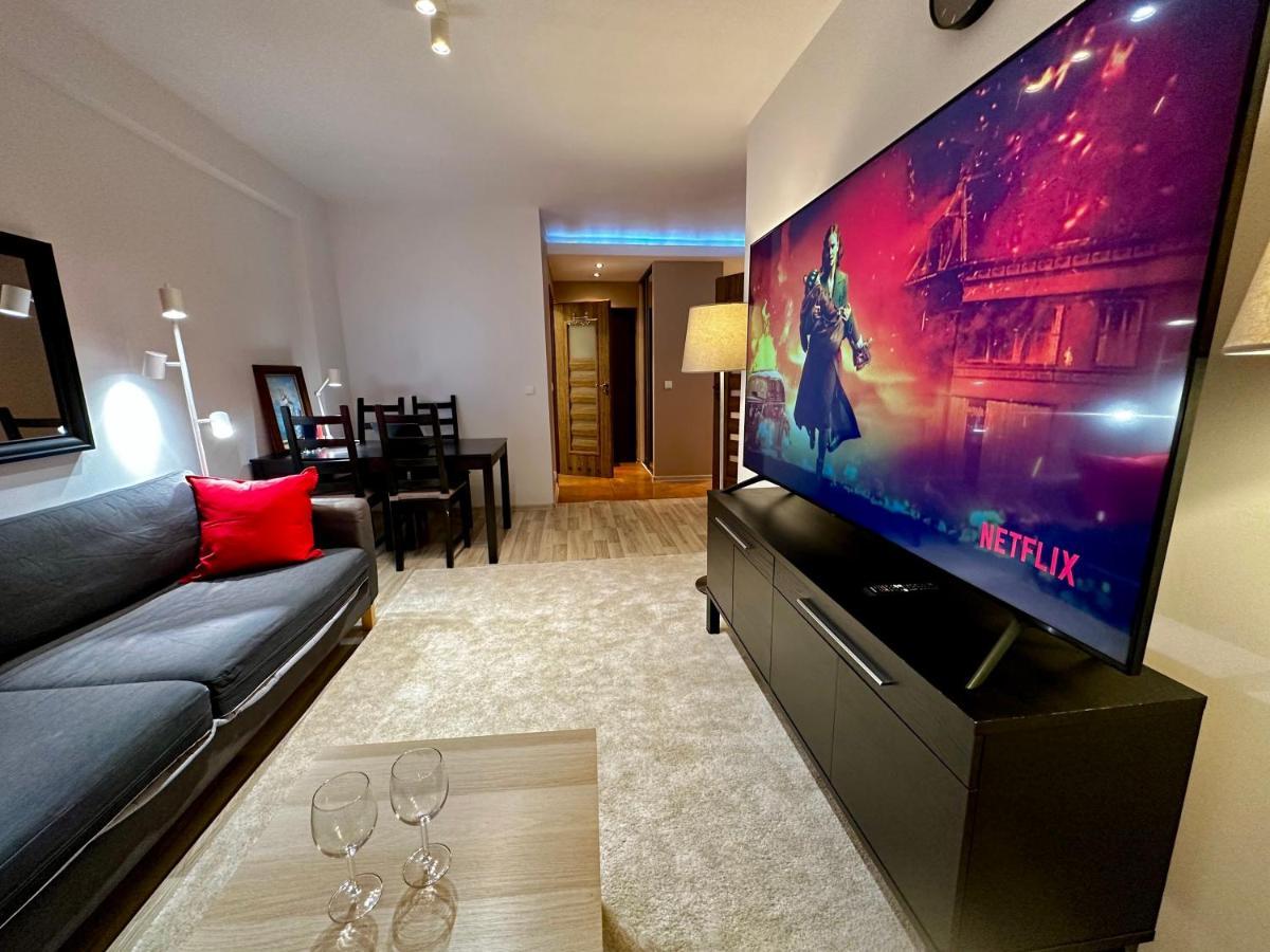 Decor 3 Metro Fast Wifi 1Gbs 80'Tv Hbo Disney Appletv Warszawa Exteriör bild